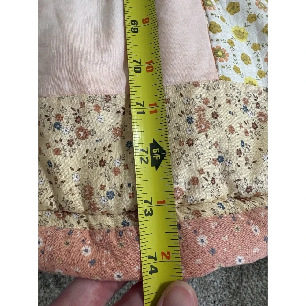 Homemade Vintage Quilt Pink White Beige MCM Floral Block Pattern Twin 48